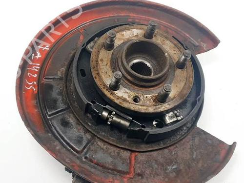 Used Left rear steering knuckle LAND ROVER RANGE ROVER SPORT I (L320) 2.7 D 4x4 (190 hp) 17899103