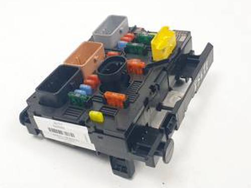 Used Fuse box CITROËN C2 (JM_) 1.1 (60 hp) 30959258