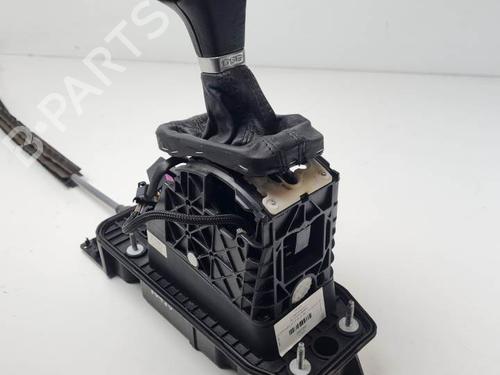 Used Gear lever VW GOLF PLUS V (5M1, 521) 2.0 TDI 16V (140 hp) 29172383