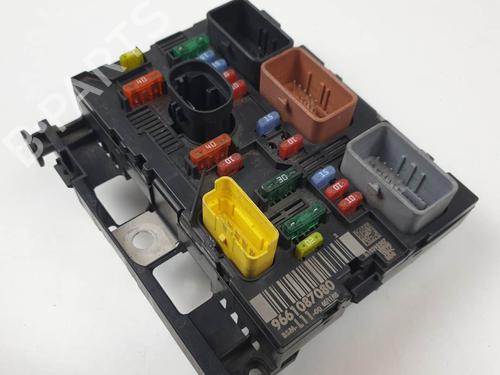 Used Fuse box Fuse box PEUGEOT 307 SW (3H) 1.6 HDI 110 (109 hp) 27525744 27525744