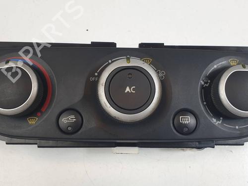 climate-control-renault-megane-iii-hatchback-bz01_-b3_-2008-39462889 main image