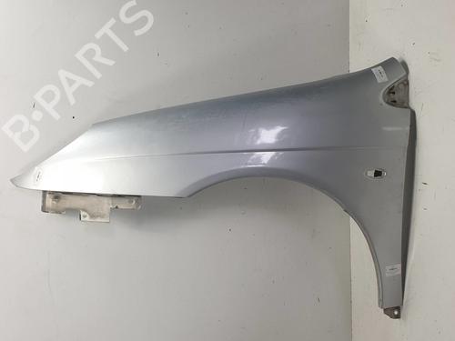 Used Left front fenders Left front fenders 37484452 37484452