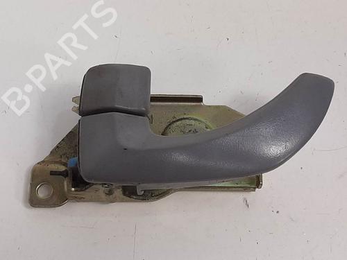 Used Rear left interior door handle Rear left interior door handle KIA SORENTO I (JC) 2.5 CRDi 4WD (140 hp) 6847463 6847463