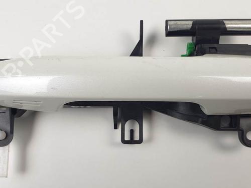 front-left-exterior-door-handle-toyota-rav-4-v-_a5_-_h5_-2018-25121369 main image