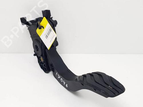 Used Pedal RENAULT CAPTUR II (HF_) TCe 90 (HFM6) (91 hp) 24990187