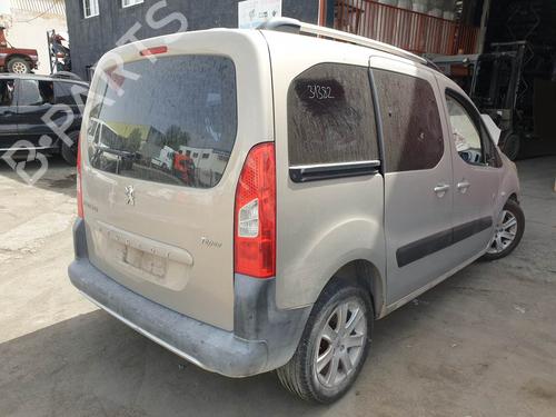 AC compressor PEUGEOT PARTNER Tepee 1.6 HDi | BP29474212M34 - Image 11