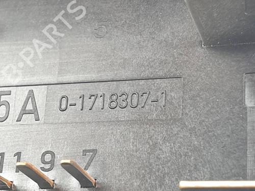 Fuse box VW GOLF V Variant (1K5) 1.9 TDI | BP29965044E1