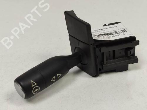 Used Steering wheel controls LAND ROVER RANGE ROVER III (L322) 3.0 D 4x4 (177 hp) 10116941