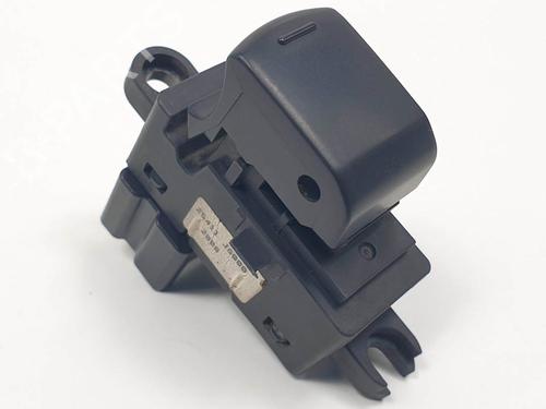 Used Left rear window switch Left rear window switch NISSAN X-TRAIL II (T31) 2.0 dCi (150 hp) 24989591 24989591