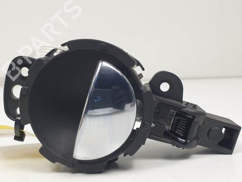 Used Front right interior door handle Front right interior door handle MINI MINI Convertible (R57) Cooper (120 hp) 16735599 16735599