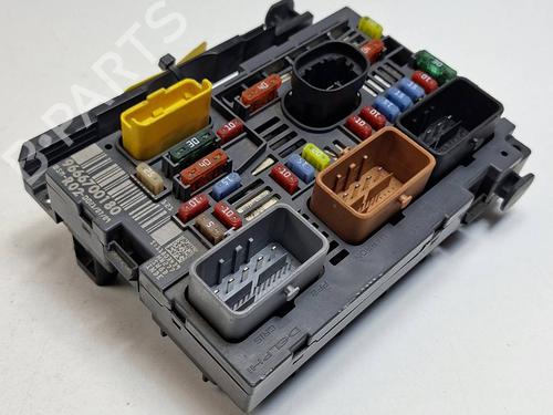 fuse-box-citroen-c5-iii-rd_-2008-2009-2010-2011-2012-2013-2014-2015-2016-2017-39745897 main image