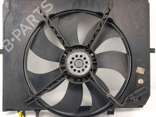 Used Radiator fan Radiator fan MERCEDES-BENZ E-CLASS (W210) E 220 CDI (210.006) (125 hp) 31240500 31240500