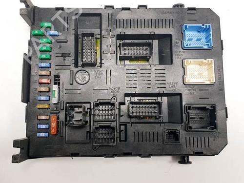 Used Fuse box Fuse box CITROËN C4 Coupe (LA_) 1.6 HDi (109 hp) 18309786 18309786