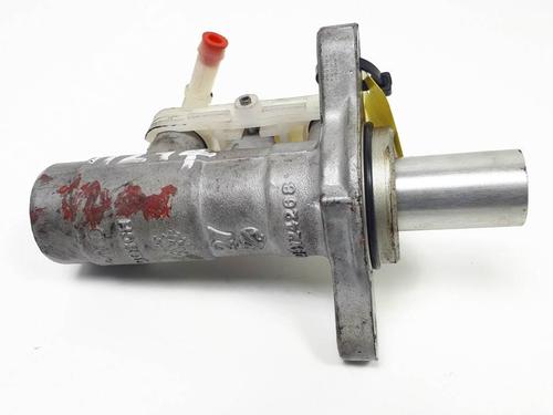 Used Brake master cylinder Brake master cylinder AUDI A6 C5 (4B2, 4B4) 2.4 (165 hp) 12381254 12381254