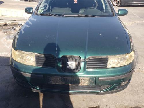 Left front fog light SEAT LEON (1M1) 1.6 16 V | BP29172613C30  - Image 6