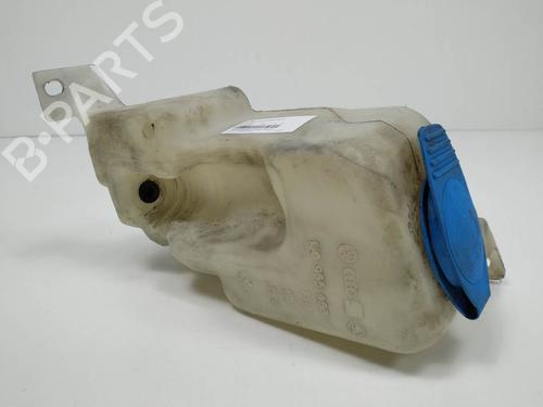 Used Windscreen washer tank Windscreen washer tank 8365795 8365795