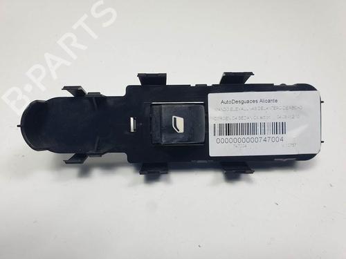 Used Right front window switch Right front window switch CITROËN C4 I Saloon 1.6 16V (109 hp) 11272100 11272100
