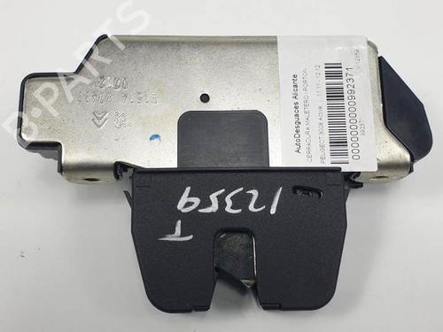 Used Tailgate lock PEUGEOT 3008 I MPV (0U_) 1.6 HDi (112 hp) 15801910