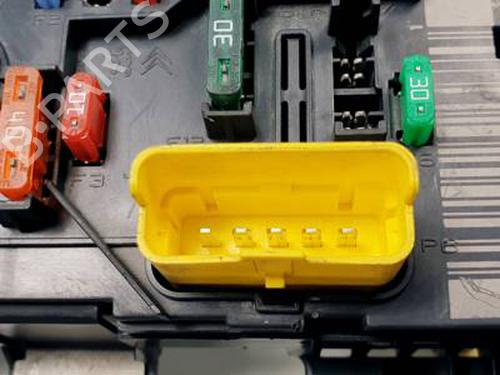 Fuse box PEUGEOT 307 Break (3E) 1.6 HDi 110 | BP30800915E1