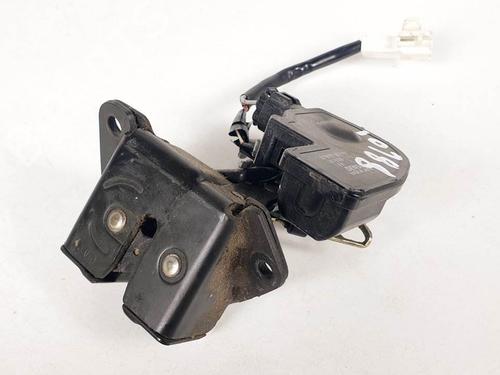 Used Tailgate lock Tailgate lock TOYOTA COROLLA (_E12_) 1.4 VVT-i (ZZE120_, ZZE120R) (97 hp) 12371178 12371178