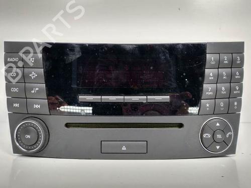 Used Radio MERCEDES-BENZ E-CLASS T-Model (S211) E 220 T CDI (211.206) (150 hp) 7246408