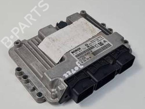Computer motormanagement PEUGEOT 3008 I MPV (0U_) 1.6 HDi (109 hp) 30450440