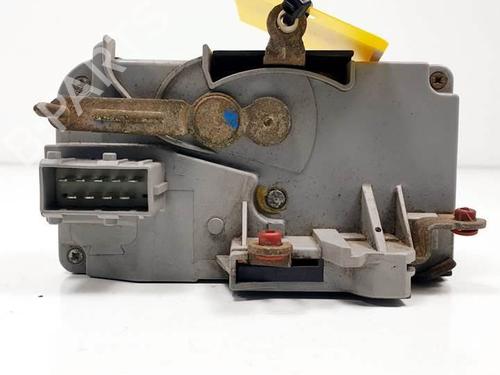 Used Front left lock Front left lock CITROËN EVASION MPV (22, U6) 2.1 TD (109 hp) 17333228 17333228