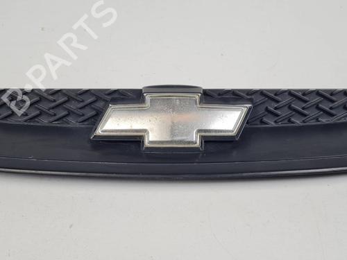 Used Grille Grille 38927844 38927844