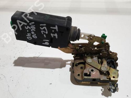 Used Rear left lock VOLVO S40 I (644) 1.9 DI (102 hp) 6840098