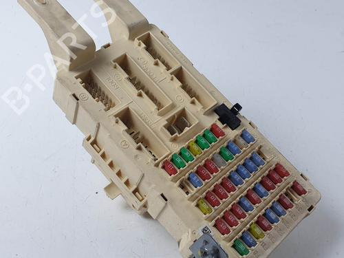 Used Fuse box Fuse box HYUNDAI SANTA FÉ II (CM) 2.2 CRDi 4x4 (155 hp) 26650217 26650217