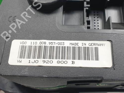 Instrument cluster VW GOLF IV (1J1) 2.0 | BP27525690C47 