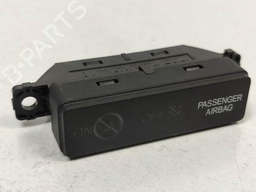 Used Display monitor Display monitor HONDA HR-V (RU) 1.5 (RU1) (130 hp) 10084633 10084633