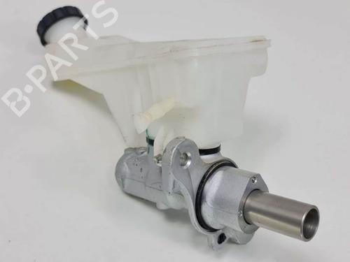 Used Brake master cylinder MERCEDES-BENZ GLA-CLASS (X156) GLA 220 d 4-matic (156.905) (177 hp) 7555466
