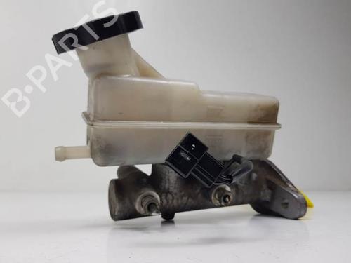 Brake master cylinder HYUNDAI H-1 / STAREX Bus (A1) 2.5 TD 4WD | BP11753841M77 