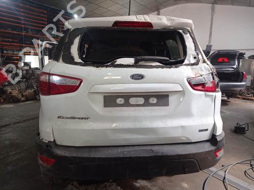 Used Parts FORD FIESTA VI Van 1083126