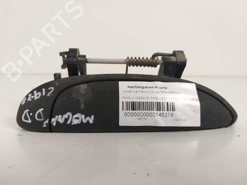 Used Front right exterior door handle RENAULT MEGANE I Classic (LA0/1_) 1.6 16V (LA00, LA04, LA0B, LA11, LA16, LA19, LA1J, LA1K,... (107 hp) 6844209