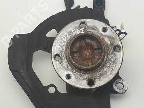 Used Left front steering knuckle Left front steering knuckle SMART FORFOUR Hatchback (453) 1.0 (453.042, 453.043) (71 hp) 25128755 25128755