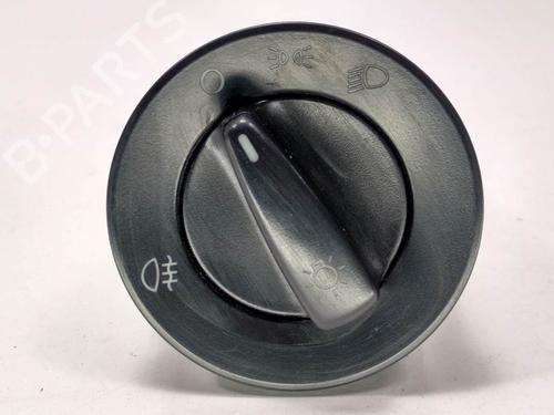 Used Headlight switch Headlight switch VW NEW BEETLE (9C1, 1C1) 2.0 (115 hp) 8628143 8628143