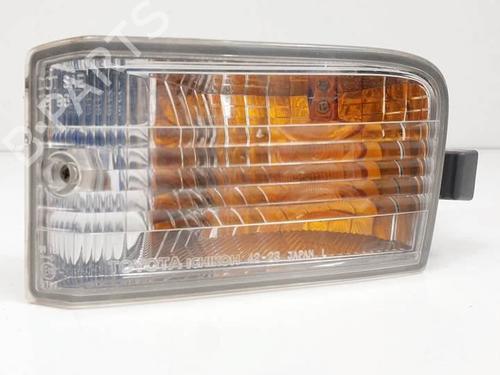 Used Left front indicator Left front indicator TOYOTA RAV 4 II (_A2_) 2.0 4WD (ACA21, ACA20) (150 hp) 17054425 17054425