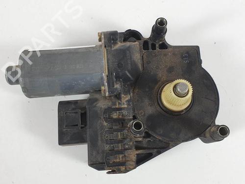 Used Right front window motor Right front window motor AUDI A6 C5 (4B2, 4B4) 2.5 TDI (150 hp) 9138518 9138518