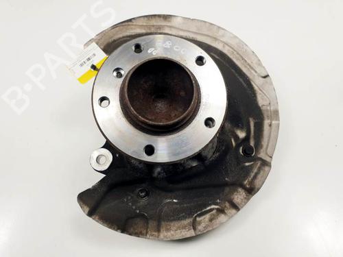 Used Right front steering knuckle BMW 1 (E87) 116 i (115 hp) 24340824