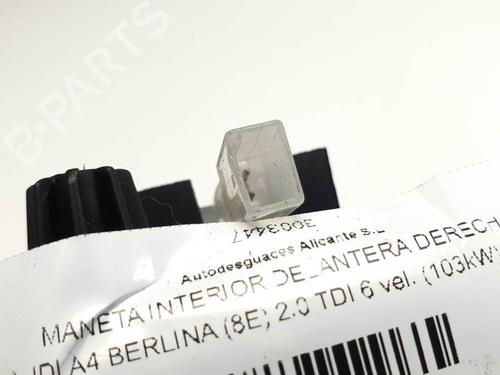 Høyre foran invendig håndtak AUDI A4 B7 (8EC) 2.0 TDI | BP28027393I14 