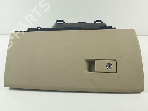 Used Glove box Glove box VOLVO S80 II (124) D5 AWD (185 hp) 19081443 19081443