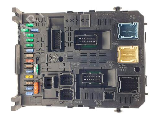 Used Fuse box Fuse box CITROËN C4 Picasso I MPV (UD_) 1.6 HDi 110 (112 hp) 25117067 25117067