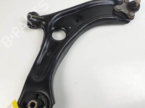 Used Right front suspension arm HYUNDAI TUCSON (TL, TLE) 1.6 CRDi (116 hp) 24340330