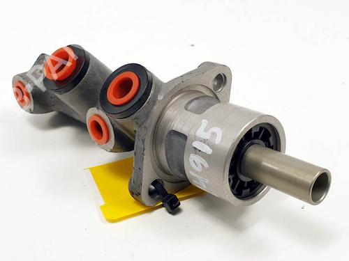 Used Brake master cylinder SMART CABRIO (450) 0.8 CDI (S1OLC1, 450.401, 450.402, 450.403, 450.400) (41 hp) 25138446