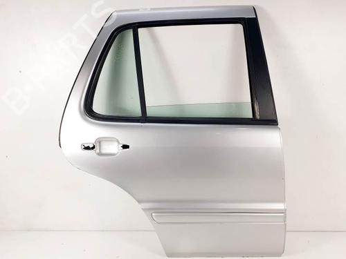 Used Right rear door MERCEDES-BENZ M-CLASS (W163) ML 270 CDI (163.113) (163 hp) 24947294