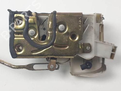 Front left lock TOYOTA AVENSIS (_T22_) 1.6 i (AT220_, AT220R) BP25144779C98