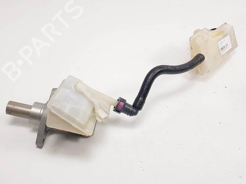 Used Brake master cylinder Brake master cylinder FORD KUGA II (DM2) [2012-2026] 12371441 12371441