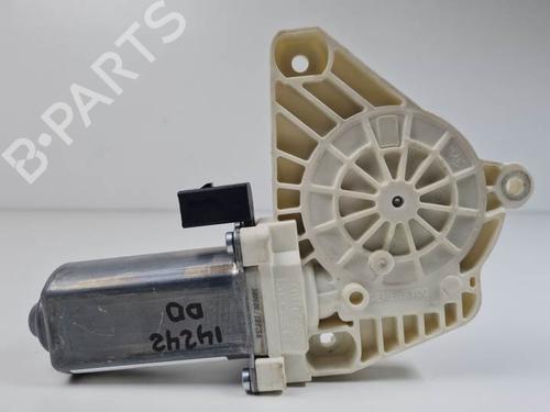 Used Right front window motor MERCEDES-BENZ A-CLASS (W169) A 160 (169.031, 169.331) (95 hp) 28804168